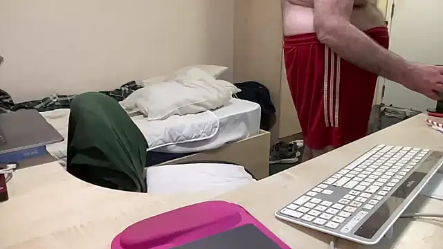 coach-karl Chat XXX live