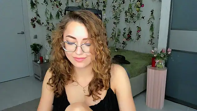 SereneFlame's Live XXX Chat