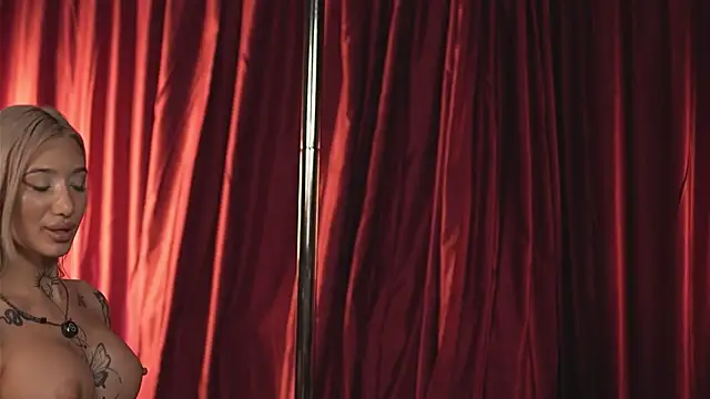 Chat XXX en directo de SiennaJayden