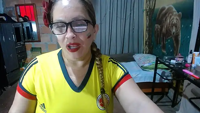 MOTHER_AND_SON09 – Naživo XXX chat
