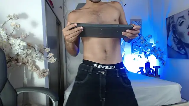AlejandroGreco Live XXX Chat