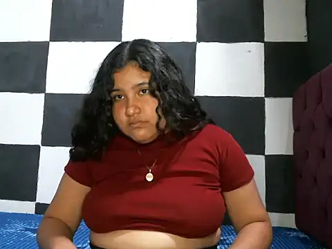 Valery-Khloe Adlı Modelin Web Kamerası Şovu