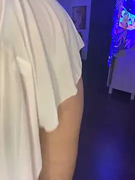SuzyCatzz Adlı Modelin Canlı XXX Sohbeti