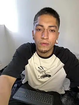 Zahir_Raw webcam show
