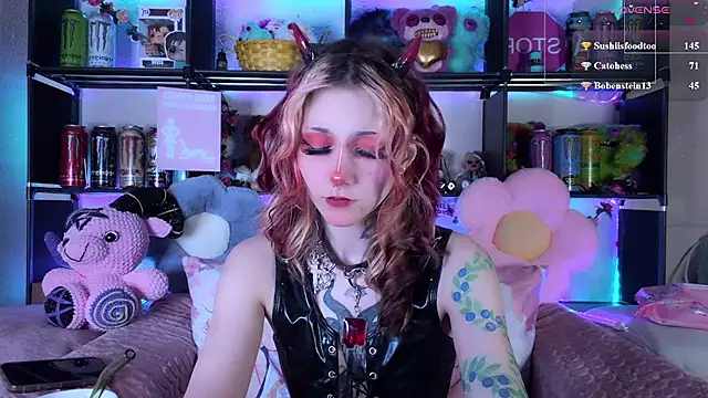 Chat +18 de _Devill_Baby ao vivo