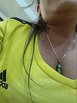 Chat +18 de cataleyamyst ao vivo