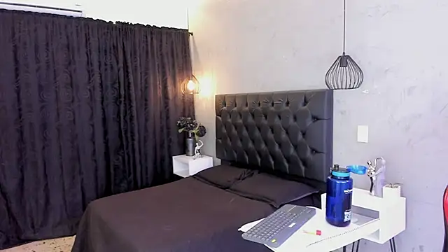 zam_noir Live XXX Chat