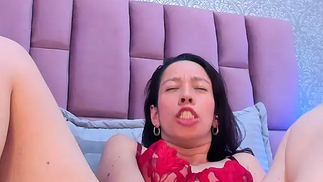 DianaRed_ Adlı Modelin Canlı XXX Sohbeti