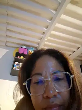 mila38 Live XXX Chat
