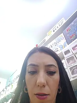 LunaZambrano Chat XXX live