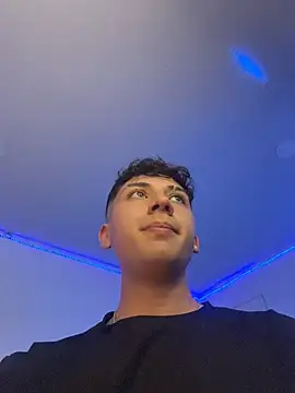OLIVER_K's Live XXX Chat