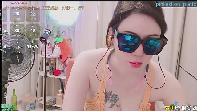 Luck_Lili_'s Live XXX Chat