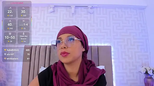 naishaa_ Live XXX Chat