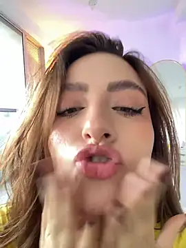 Anavi_ Adlı Modelin Canlı XXX Sohbeti