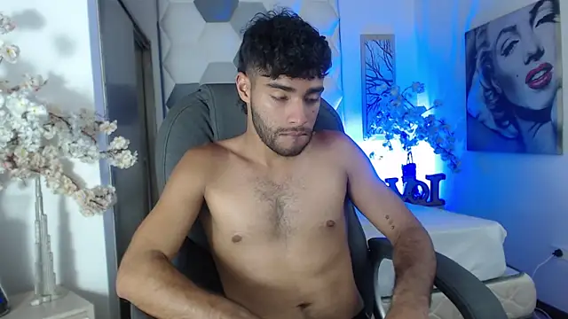 AlejandroGreco Chat XXX in diretta