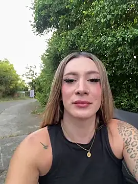 Chatroom XXX en direct de bunny_bicht
