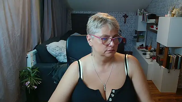 bigtits4you's Live XXX Chat