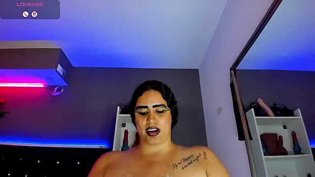XXX chat uživo modela MariaGaitan