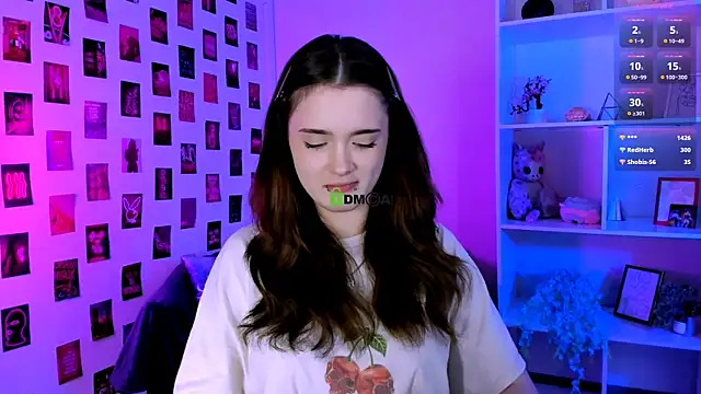 Chat +18 de liana_kisses ao vivo
