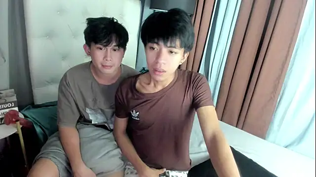 davincihugecock Pertunjukan Webcam