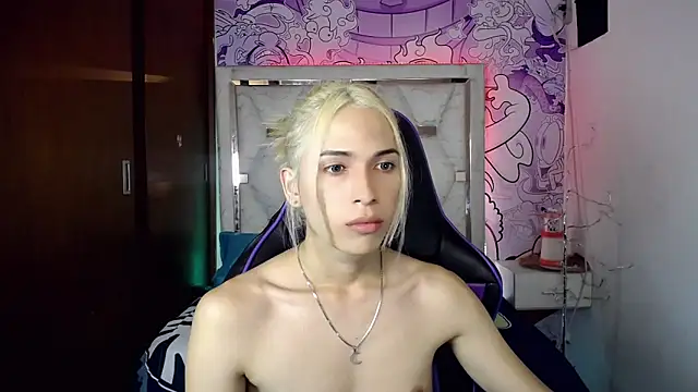 Larry_craft Live XXX-Chat