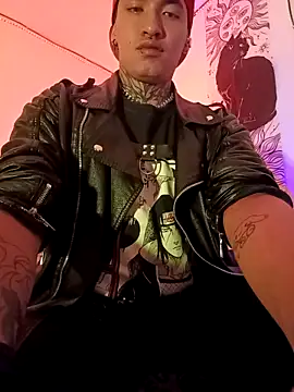 XXX chat uživo modela AlecBanne_