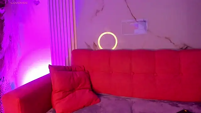 LunaRossie_'s Live XXX Chat