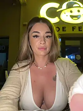 IsabellaEtthan Live XXX-Chat