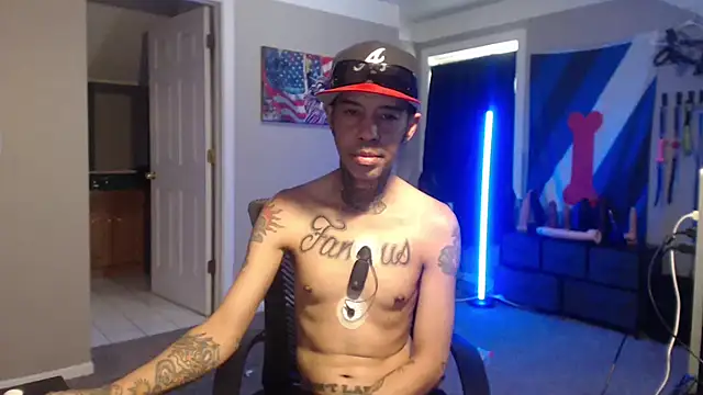 Chat XXX en directo de Michigan9000