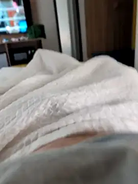 RandomGuy420lol Adlı Modelin Canlı XXX Sohbeti