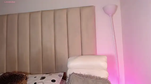Britanymooree's Live XXX Chat