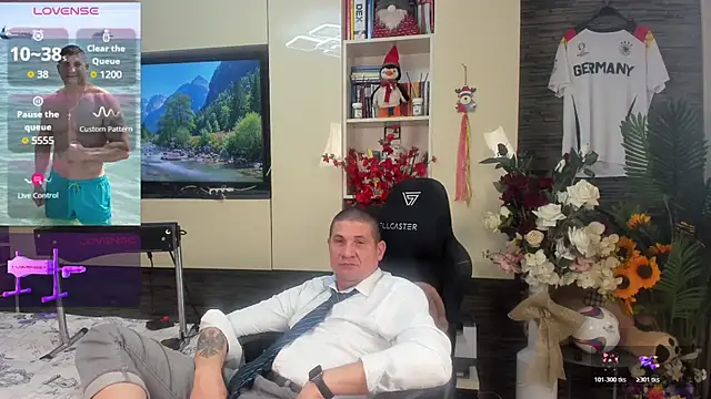 دردشة SpartacusDaddy48 الجنسية المباشرة