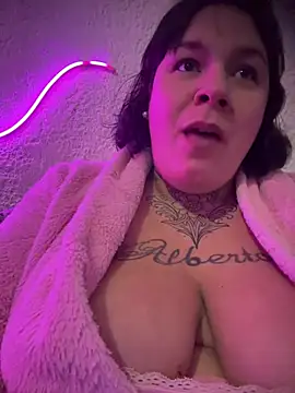 TuFantasiaYTuMorbo Live XXX-Chat
