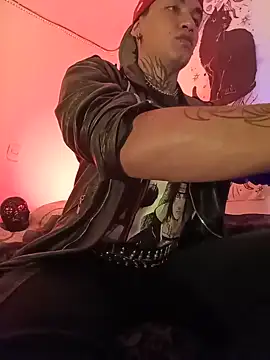 XXX chat uživo modela AlecBanne_