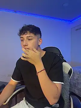 OLIVER_K Live XXX Chat