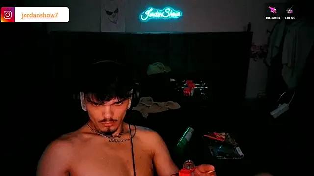 JordanShow: онлайн-секс-чат