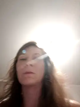 צ'אט XXX בשידור חי של AnnieNet