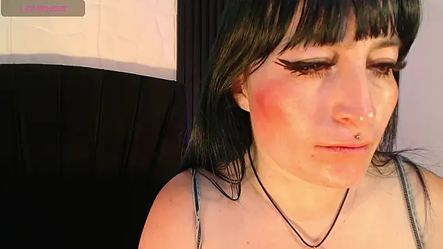 alicia_moom: онлайн-секс-чат