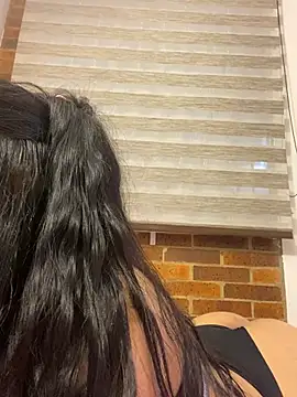 SweetSmokee Adlı Modelin Canlı XXX Sohbeti