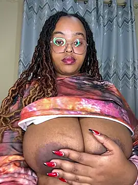 Chatroom XXX en direct de __linah__