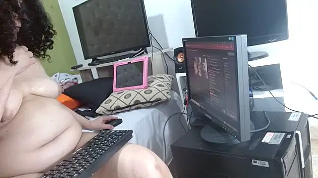 צ'אט XXX בשידור חי של Diosasky