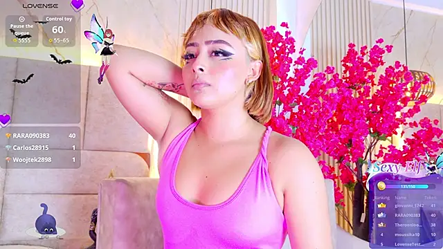 Chat +18 de KimVelezz ao vivo