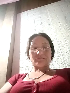 Chat +18 de Cucci07 ao vivo