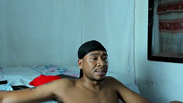 Cherry_Chocolate Chat XXX in diretta