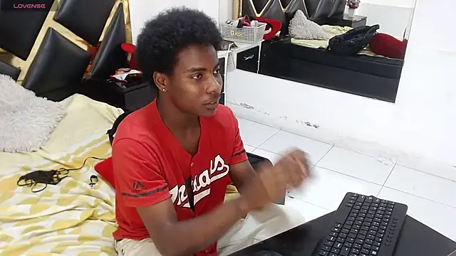 NoahJhonson69 Live XXX Chat