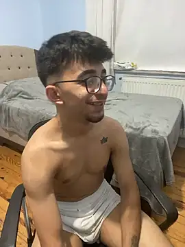 Alevderlerrs Live XXX Chat