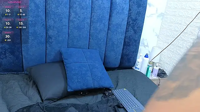 yunkeyc live XXX chat