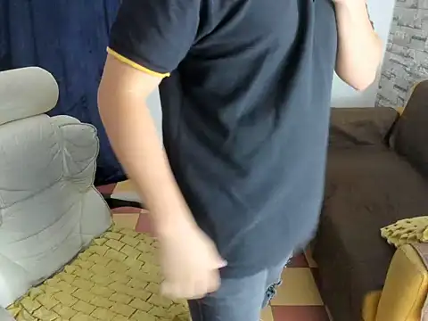 Chat +18 de daniel_leon ao vivo