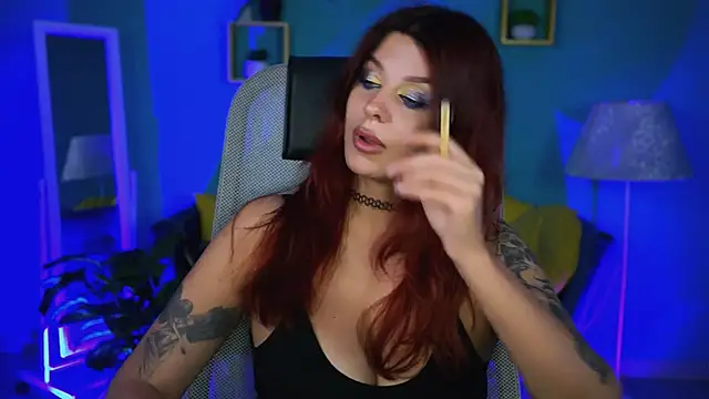 دردشة NicoleMun الجنسية المباشرة
