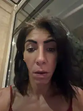 Yasmiinee Adlı Modelin Canlı XXX Sohbeti
